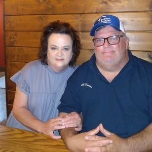 Meet your Posher, Christy